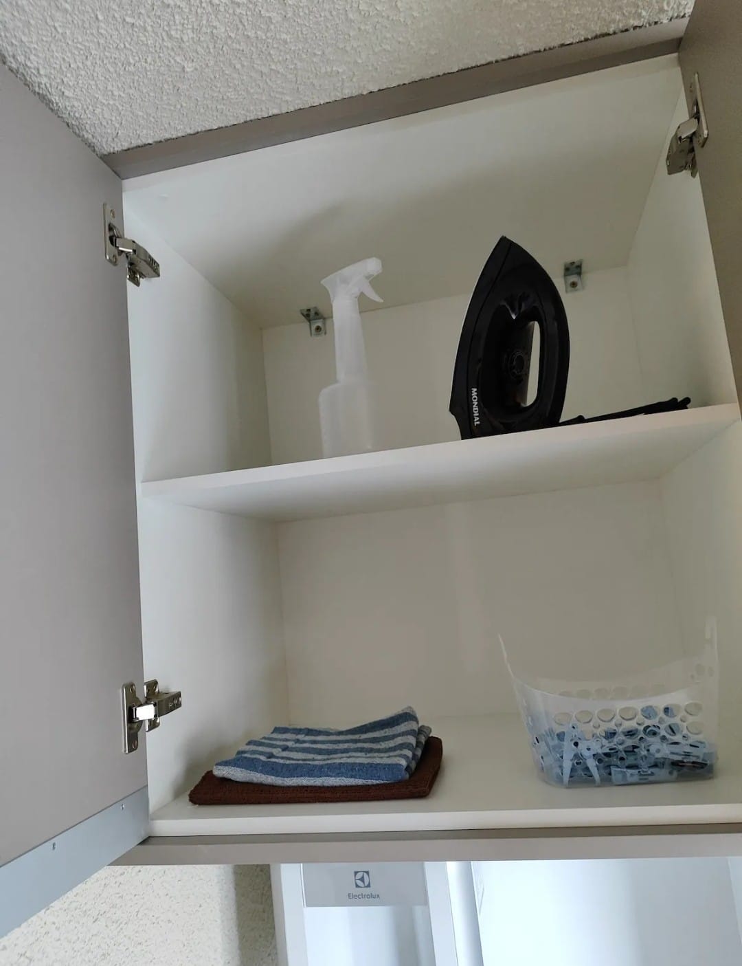 Armário da lavanderia